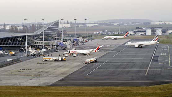 Book Your Private Chauffeur Transfer to Lille-Lesquin Airport Online